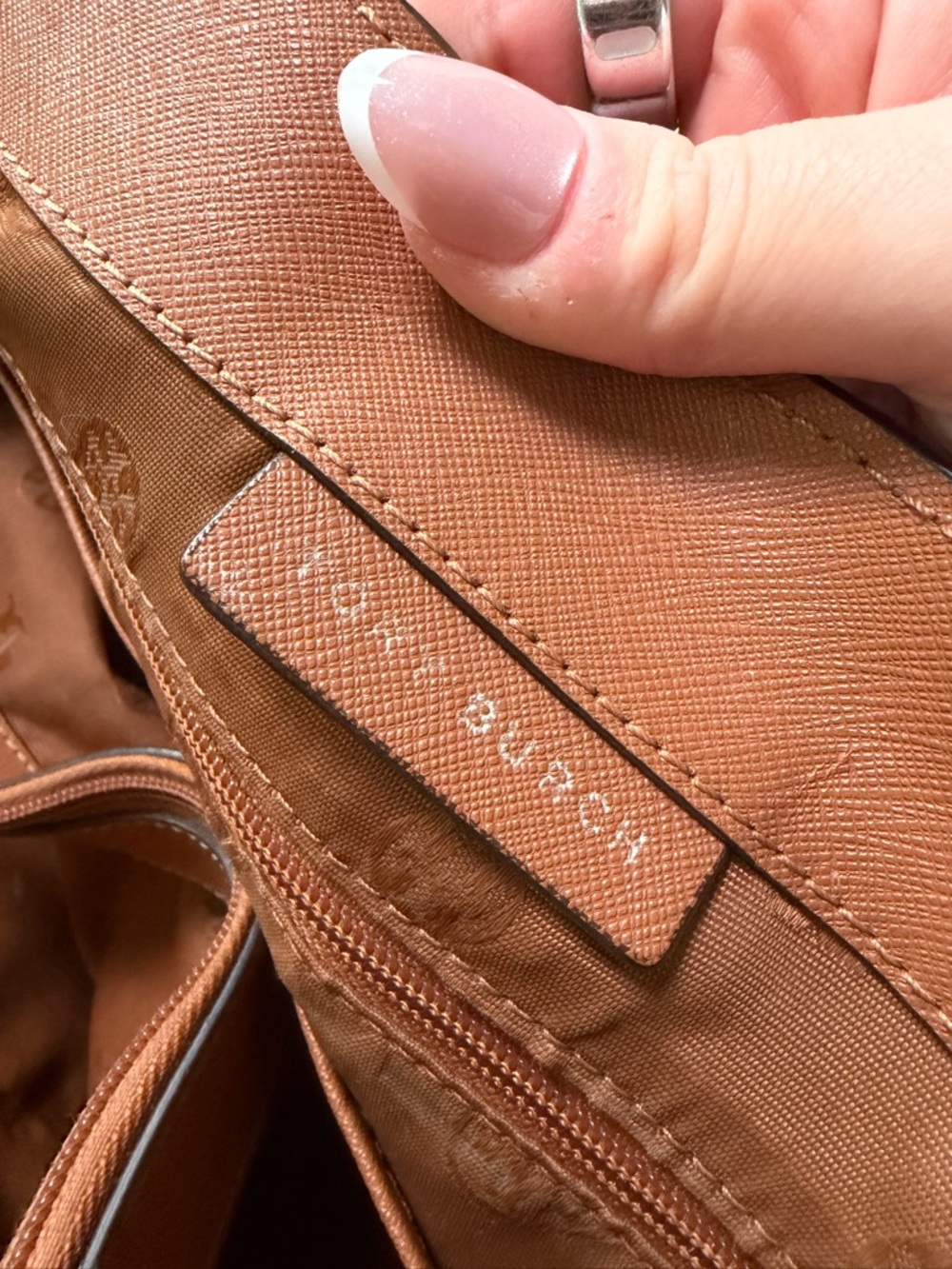 Tory Burch York Buckle Tote leather classic staple workwear gold preppy original - Picture 9 of 9